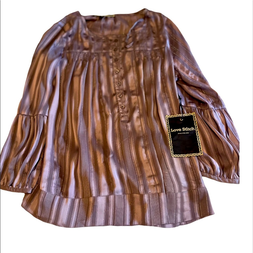 Love Stich long sleeve bohemian chic blouse.  New with tags. Size small